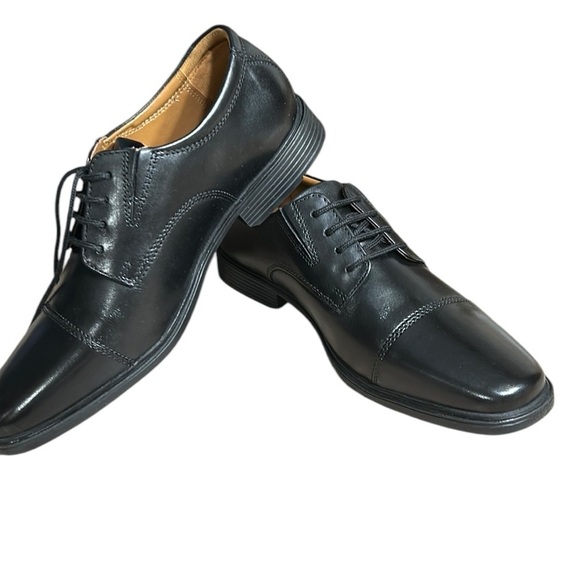 Clark’s men shoe,Tilden Cap toe,Oxford,black leather,classy,event,office 7.5 “ W - Picture 4 of 15